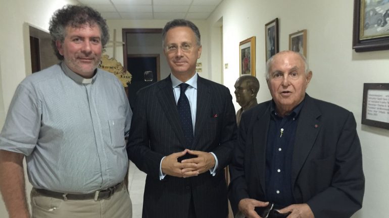 foto-con-ambasciatore-italiano